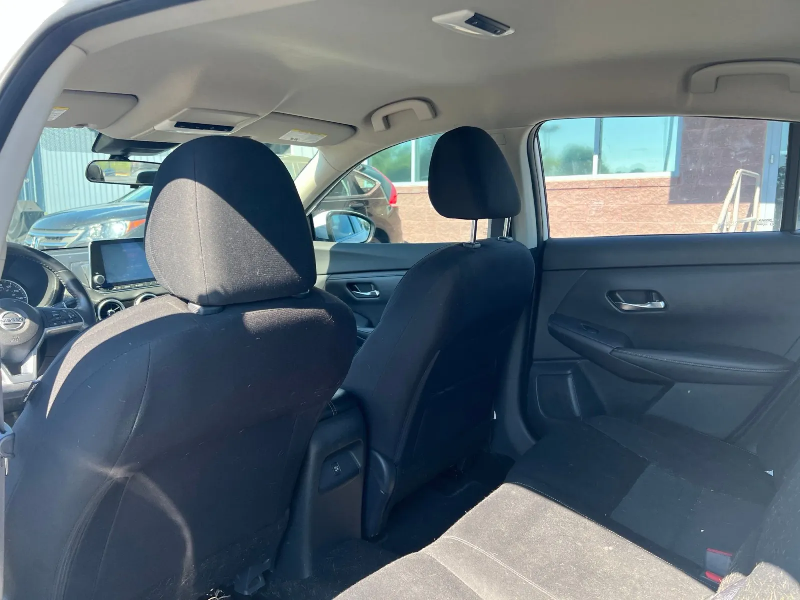 2020 Nissan Sentra SV — photo 18