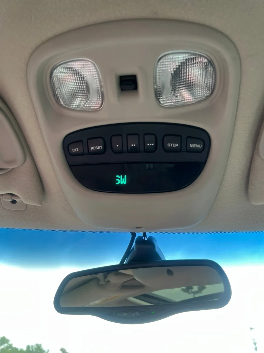 2004 Jeep Grand Cherokee Limited — photo 18