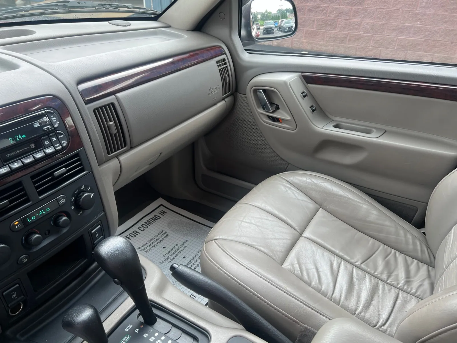 2004 Jeep Grand Cherokee Limited — photo 11
