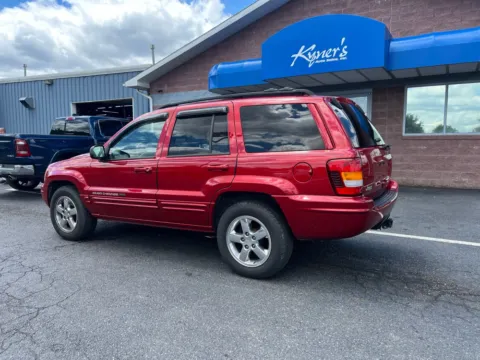 Another view of 2004 Jeep Grand Cherokee Limited for sale in Chambersburg, PA at Kyner's Auto Sales, Inc.