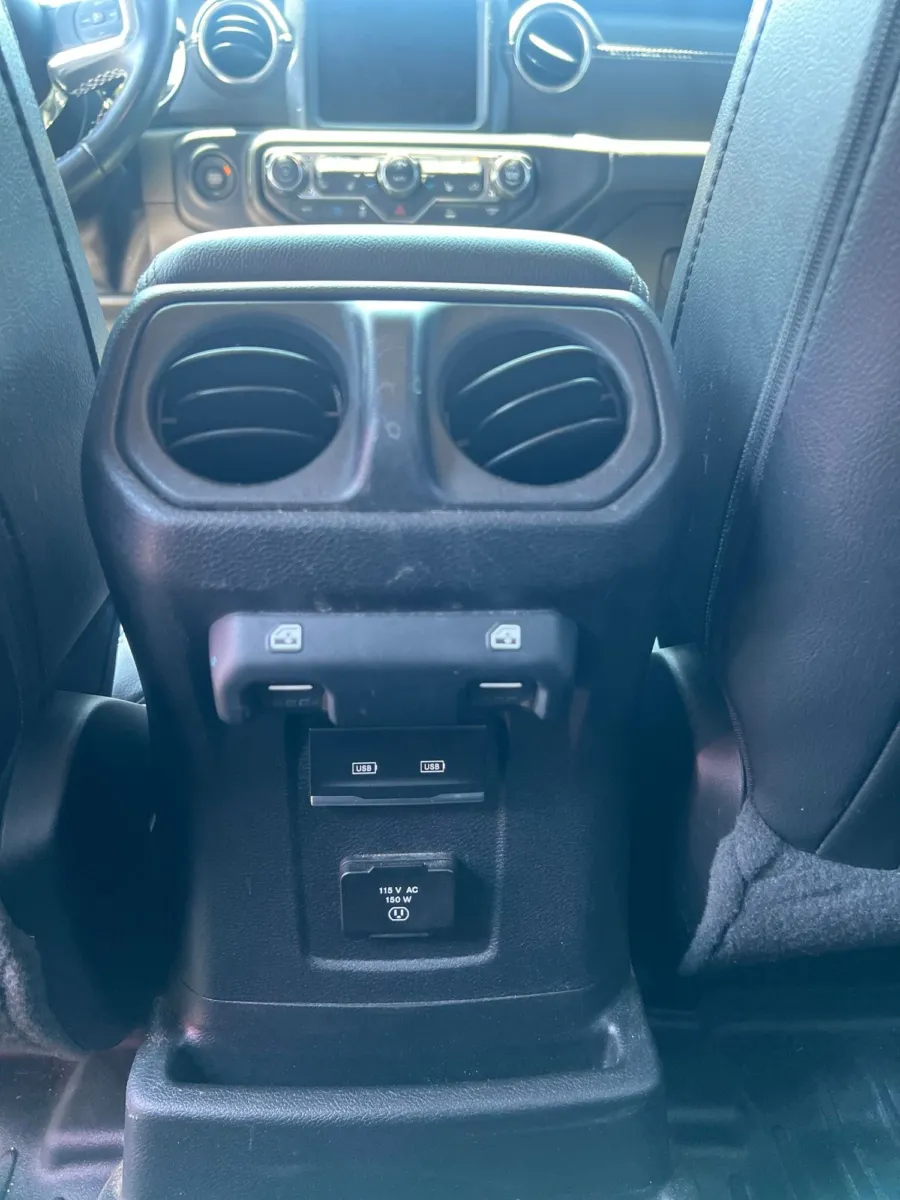 2022 Jeep Wrangler Unlimited Sahara 4xe — photo 22