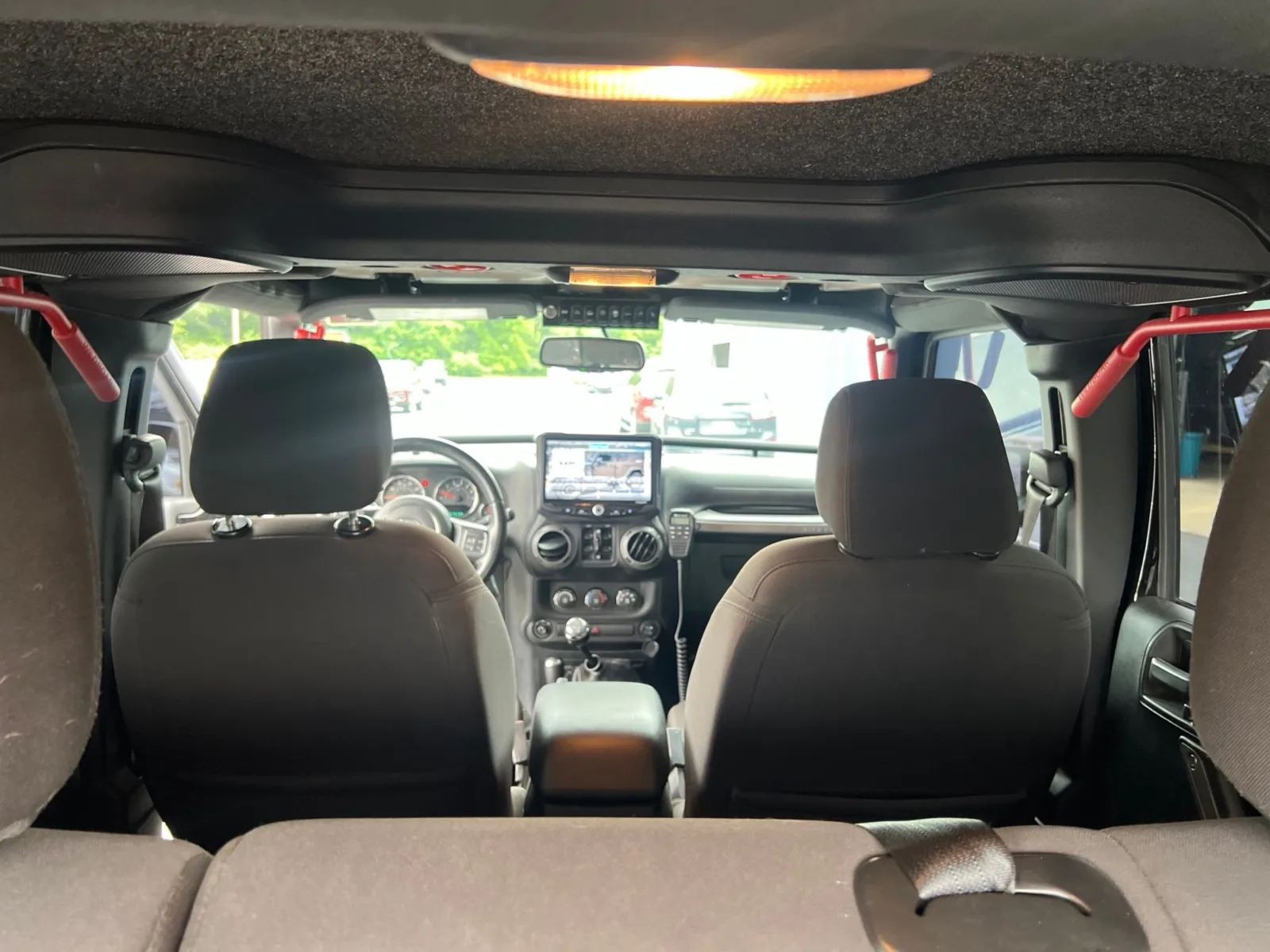 2017 Jeep Wrangler Unlimited Sport — photo 22