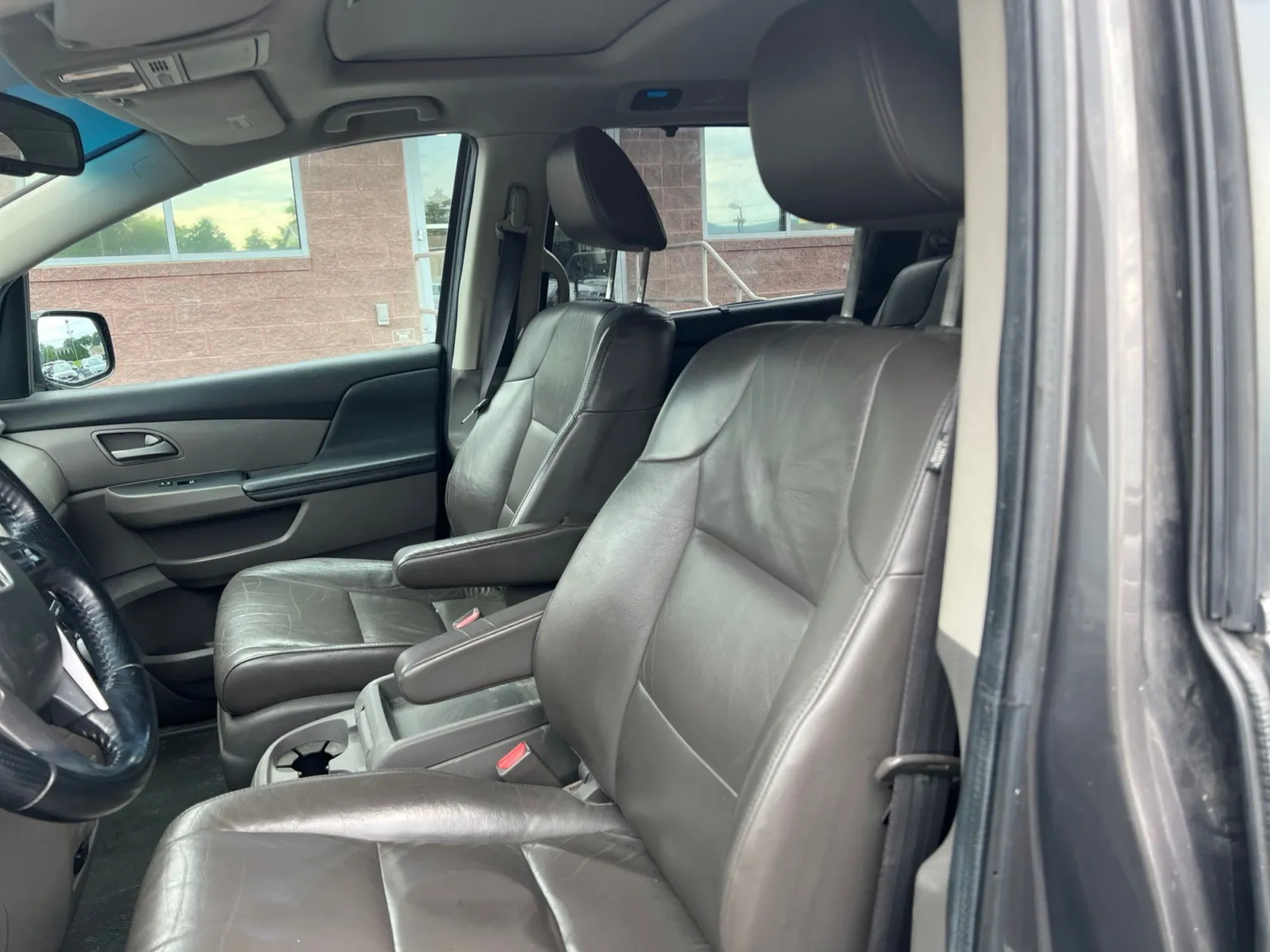 2012 Honda Odyssey EX-L — photo 10