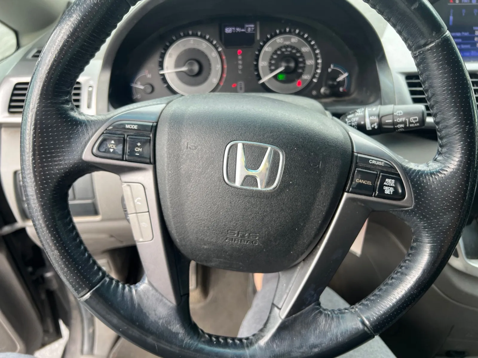2012 Honda Odyssey EX-L — photo 12