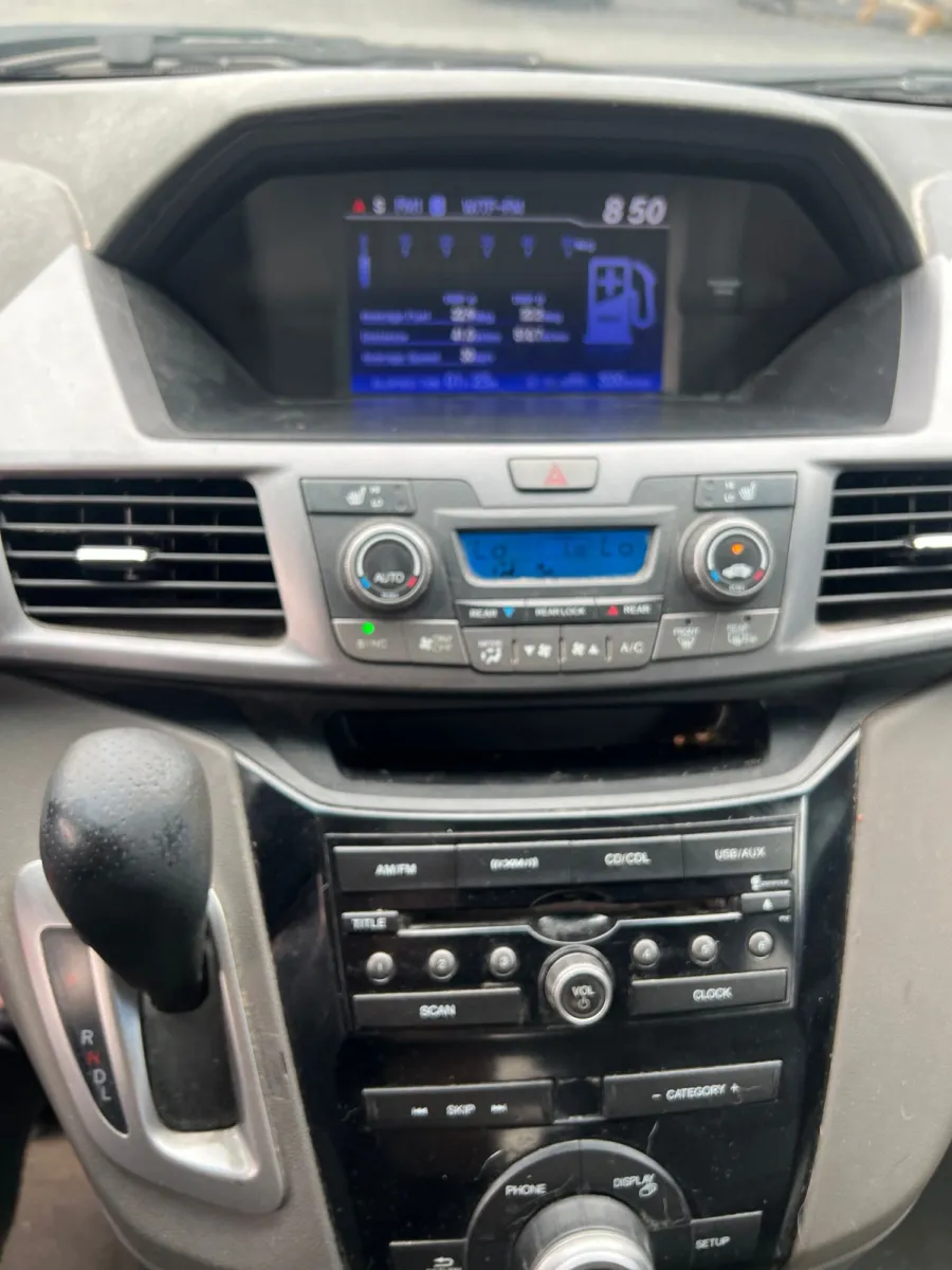 2012 Honda Odyssey EX-L — photo 13