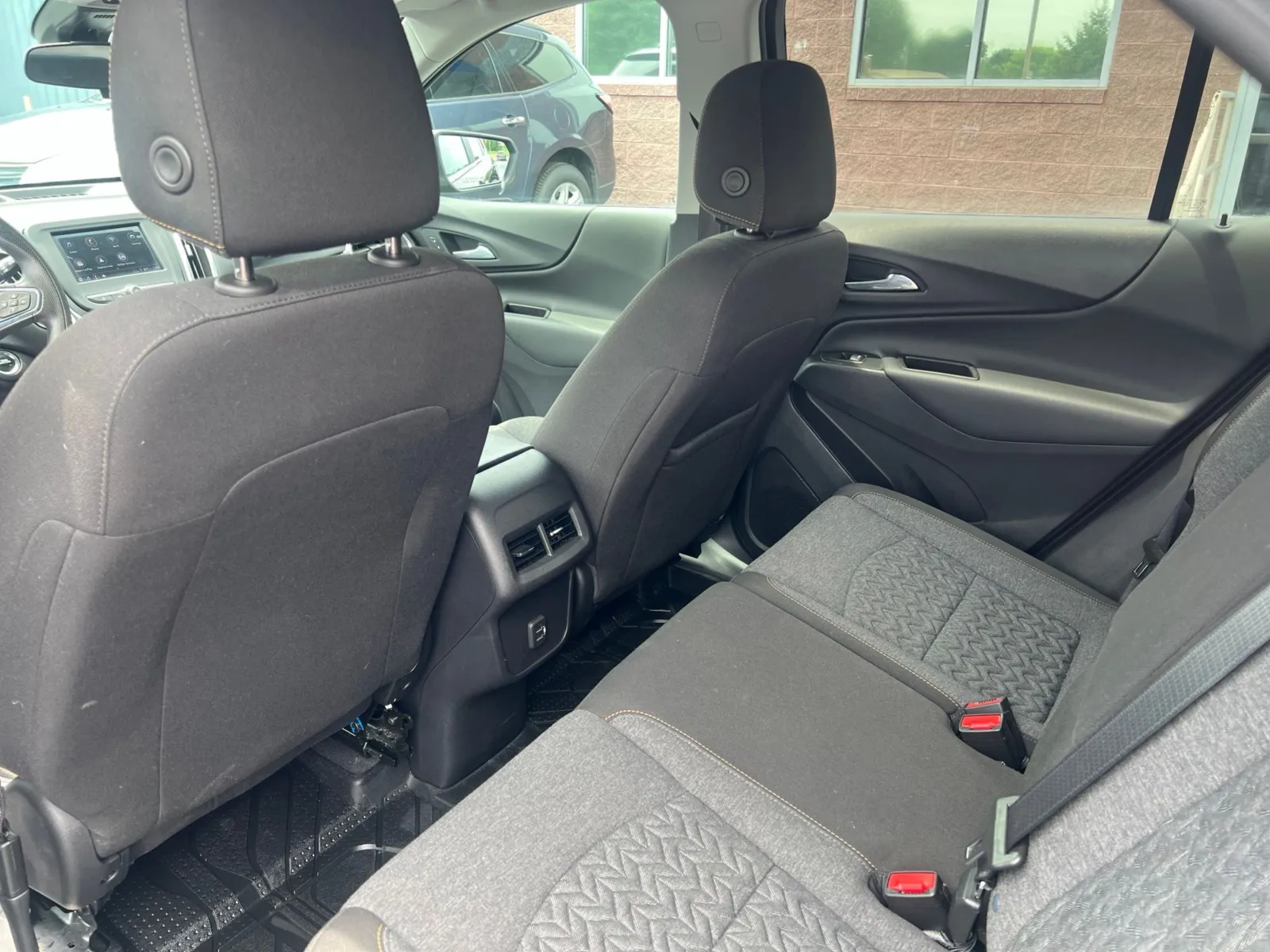 2023 Chevrolet Equinox LT — photo 25