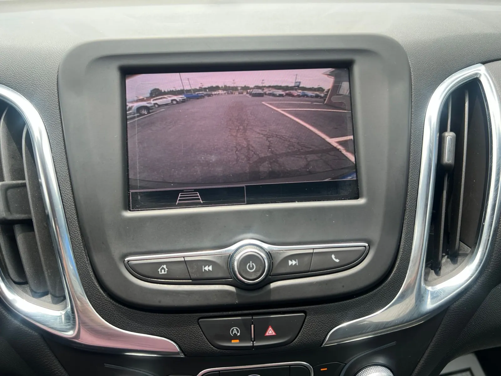 2023 Chevrolet Equinox LT — photo 17