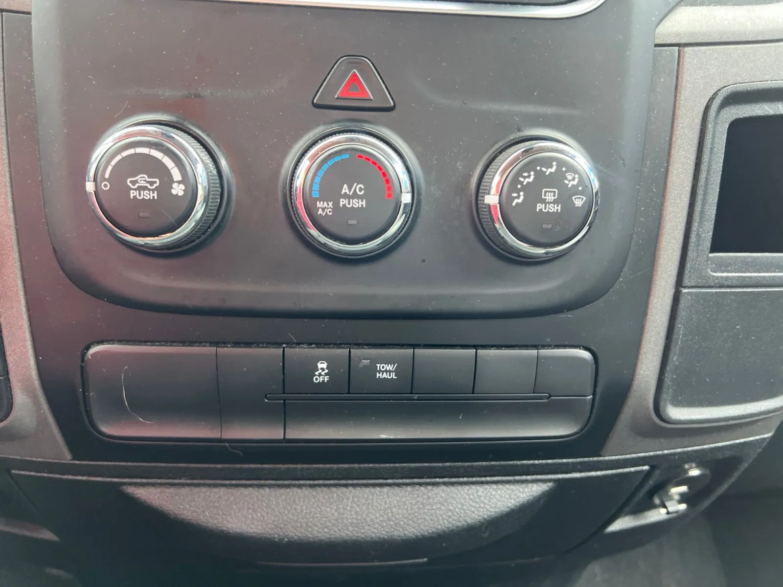 2018 Ram 1500 Express — photo 16