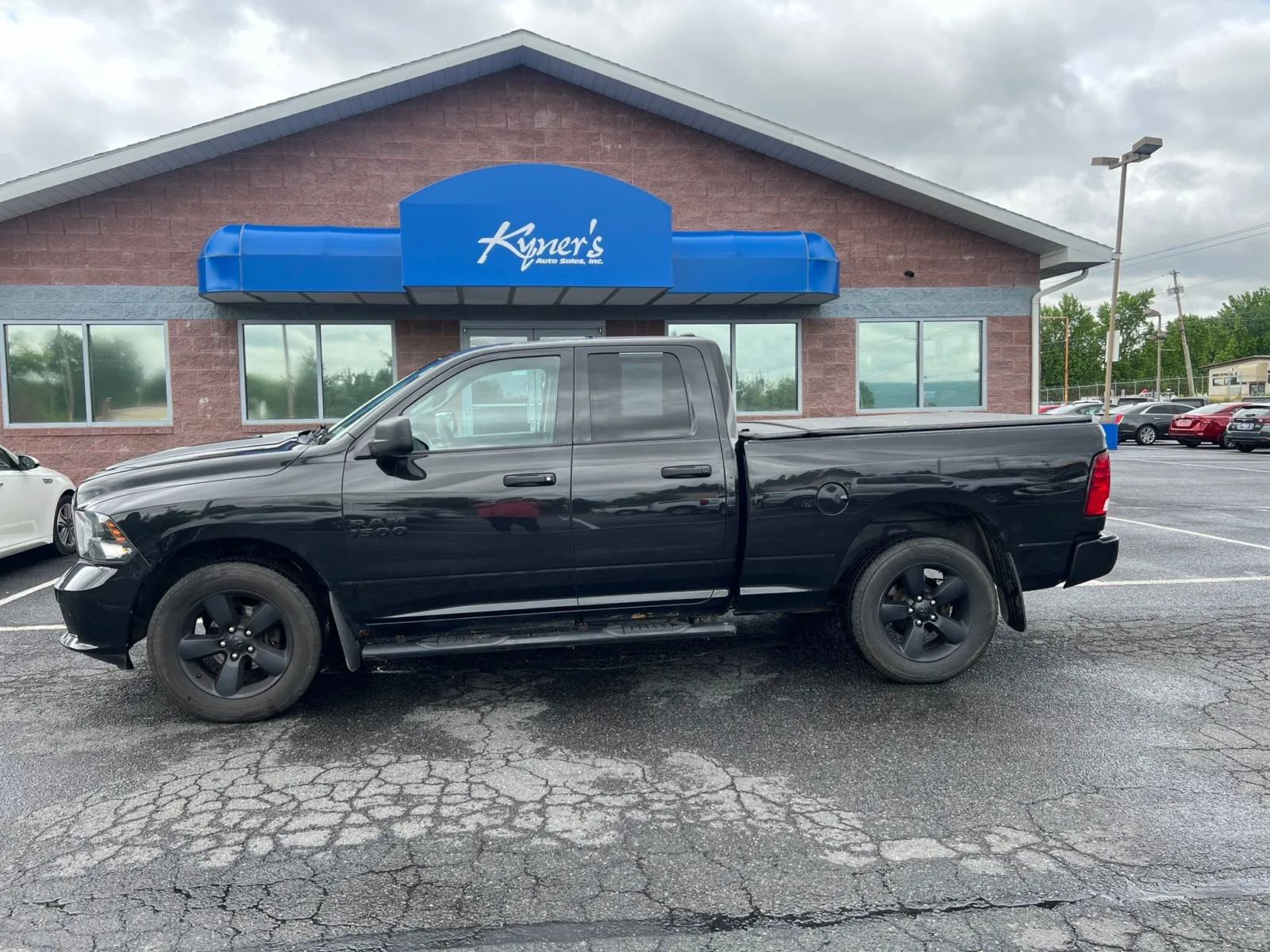2018 Ram 1500 Express — photo 2