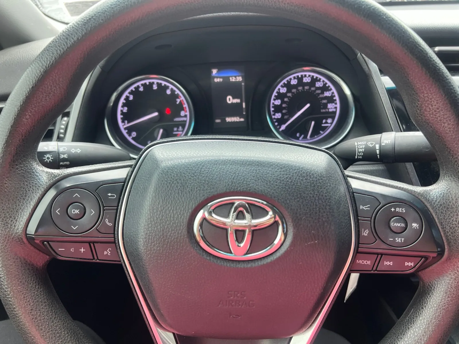 2020 Toyota Camry LE — photo 13