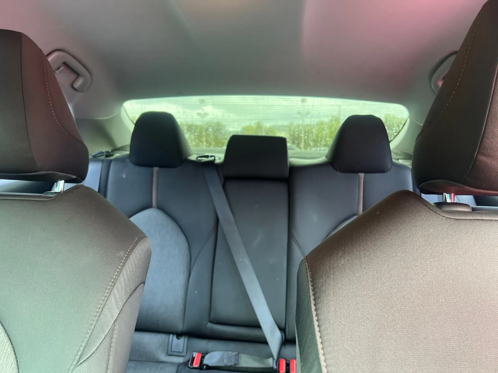 2020 Toyota Camry LE — photo 19