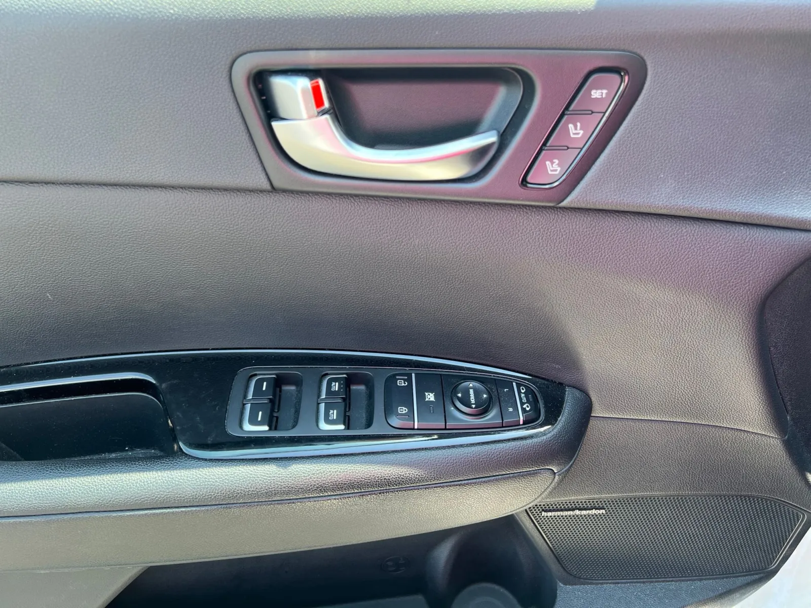 2017 Kia Optima Hybrid EX — photo 22