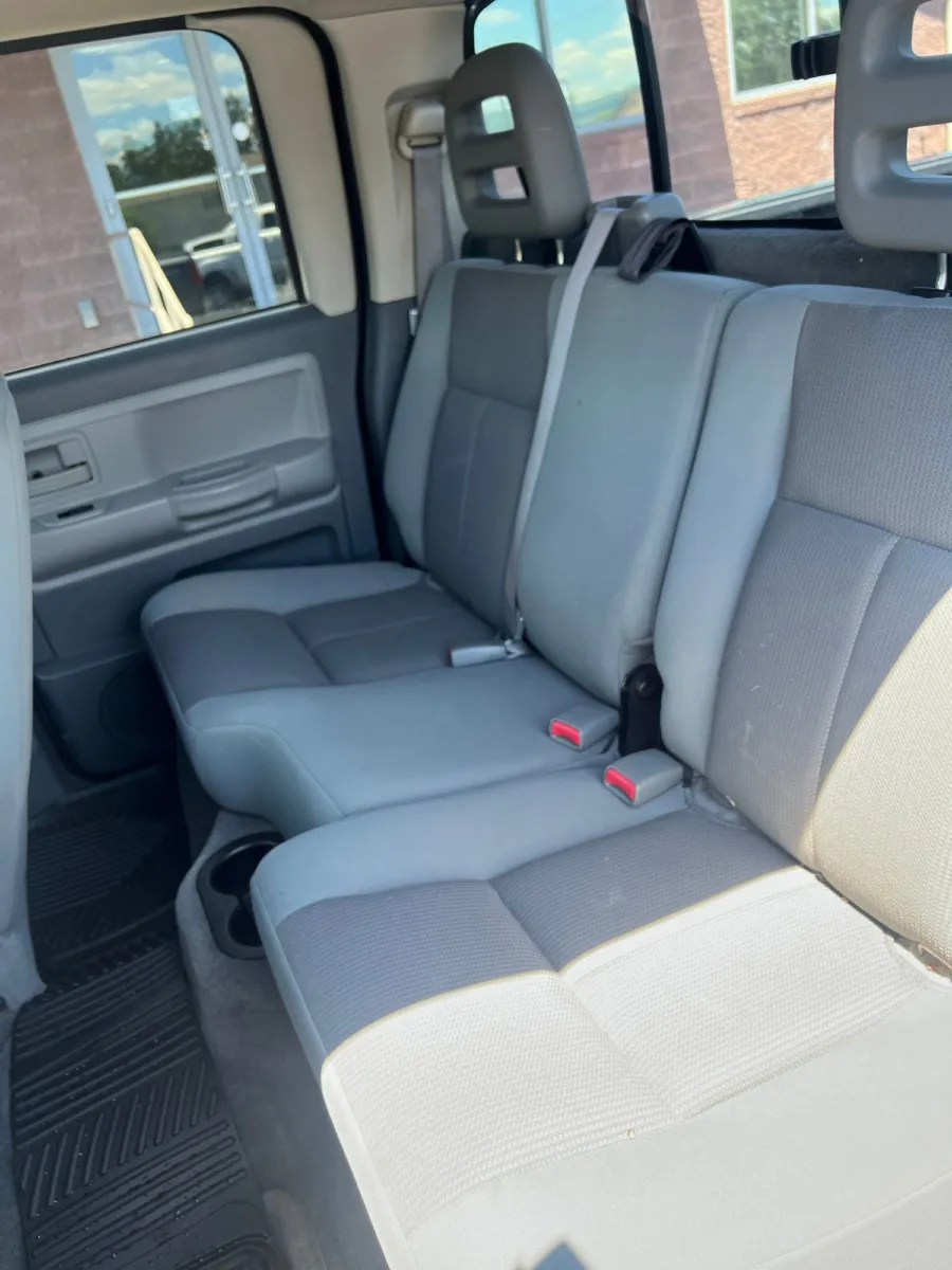 2005 Dodge Dakota SLT — photo 19