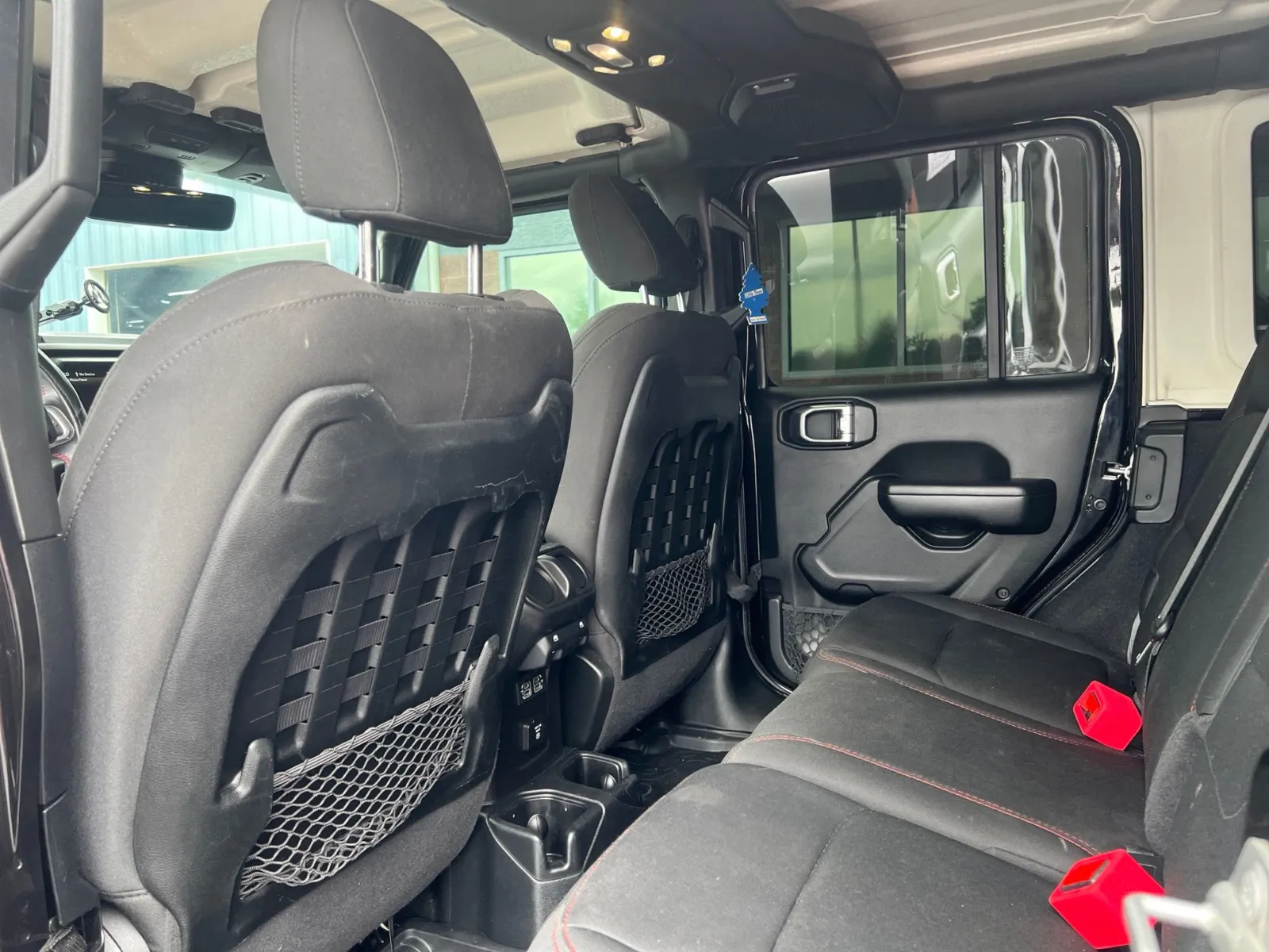 2020 Jeep Wrangler Unlimited Rubicon — photo 27
