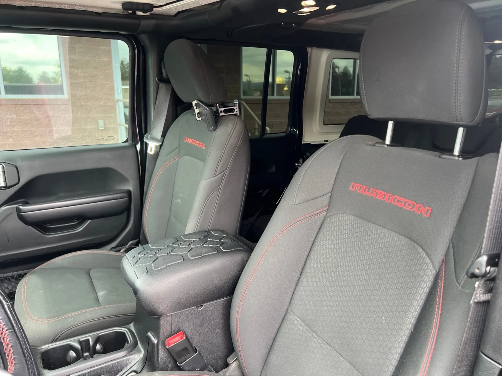 2020 Jeep Wrangler Unlimited Rubicon — photo 14