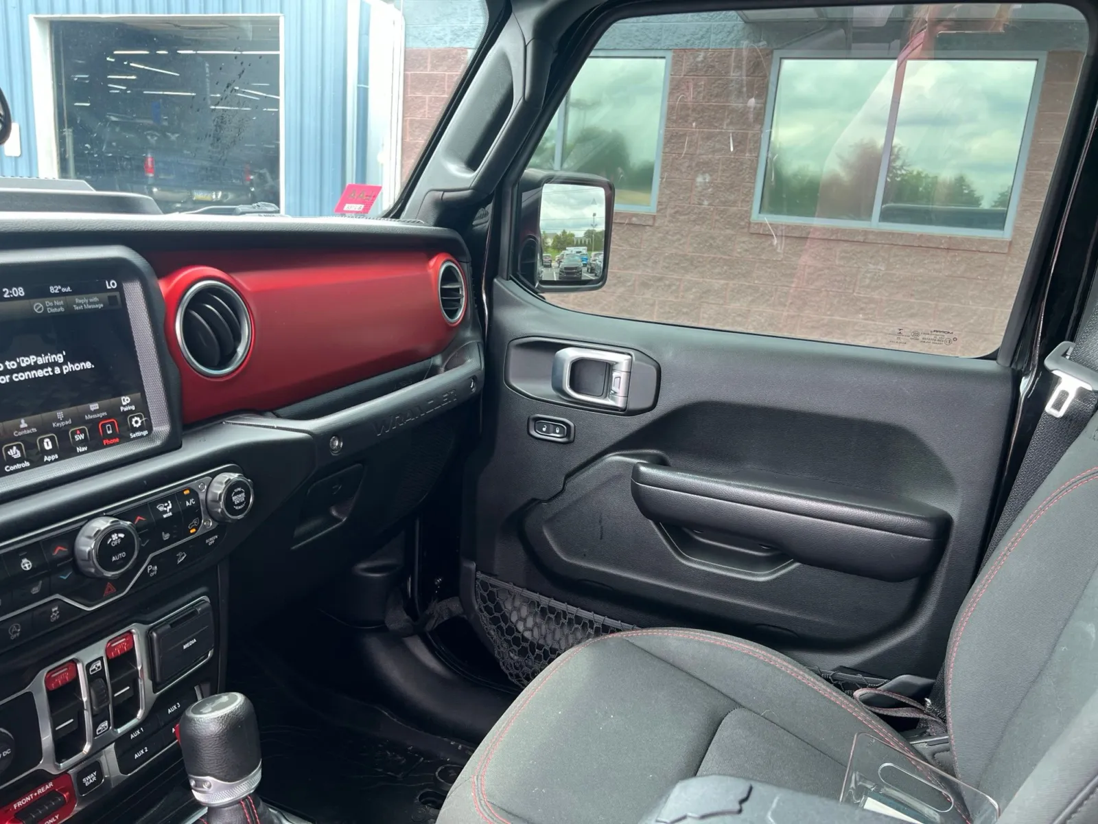 2020 Jeep Wrangler Unlimited Rubicon — photo 13