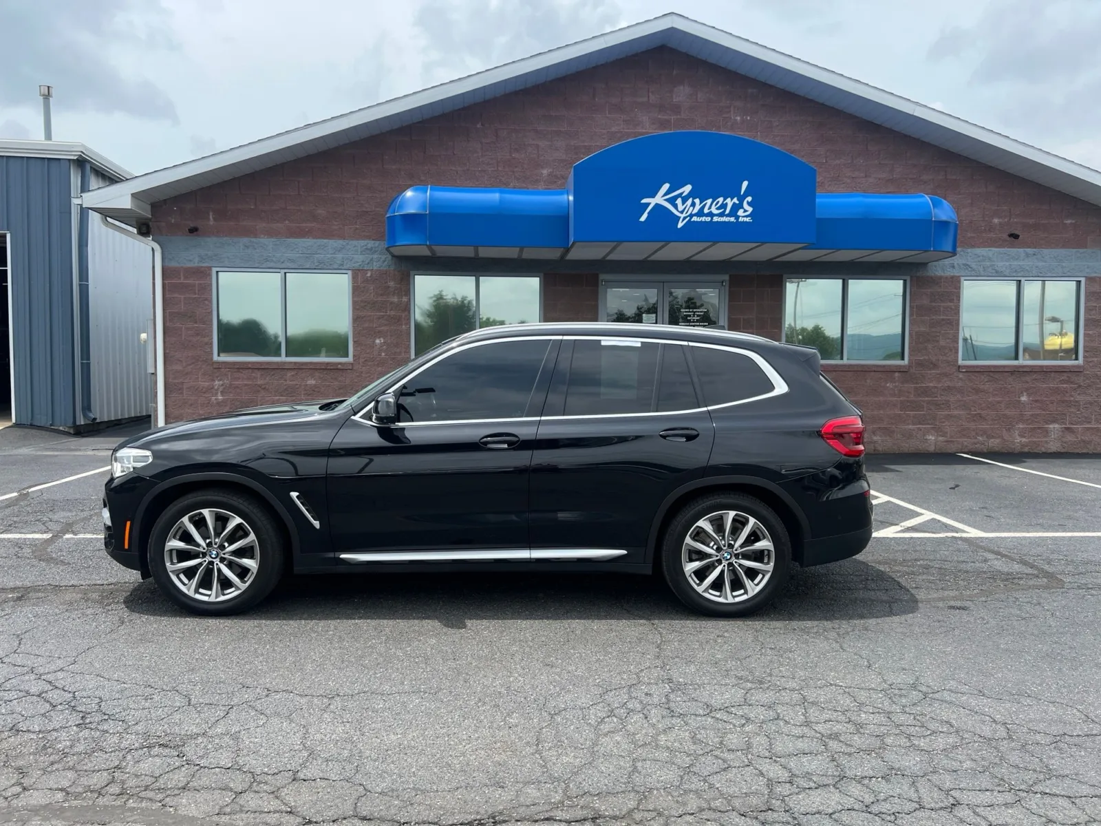 2018 BMW X3 xDrive30i — photo 3
