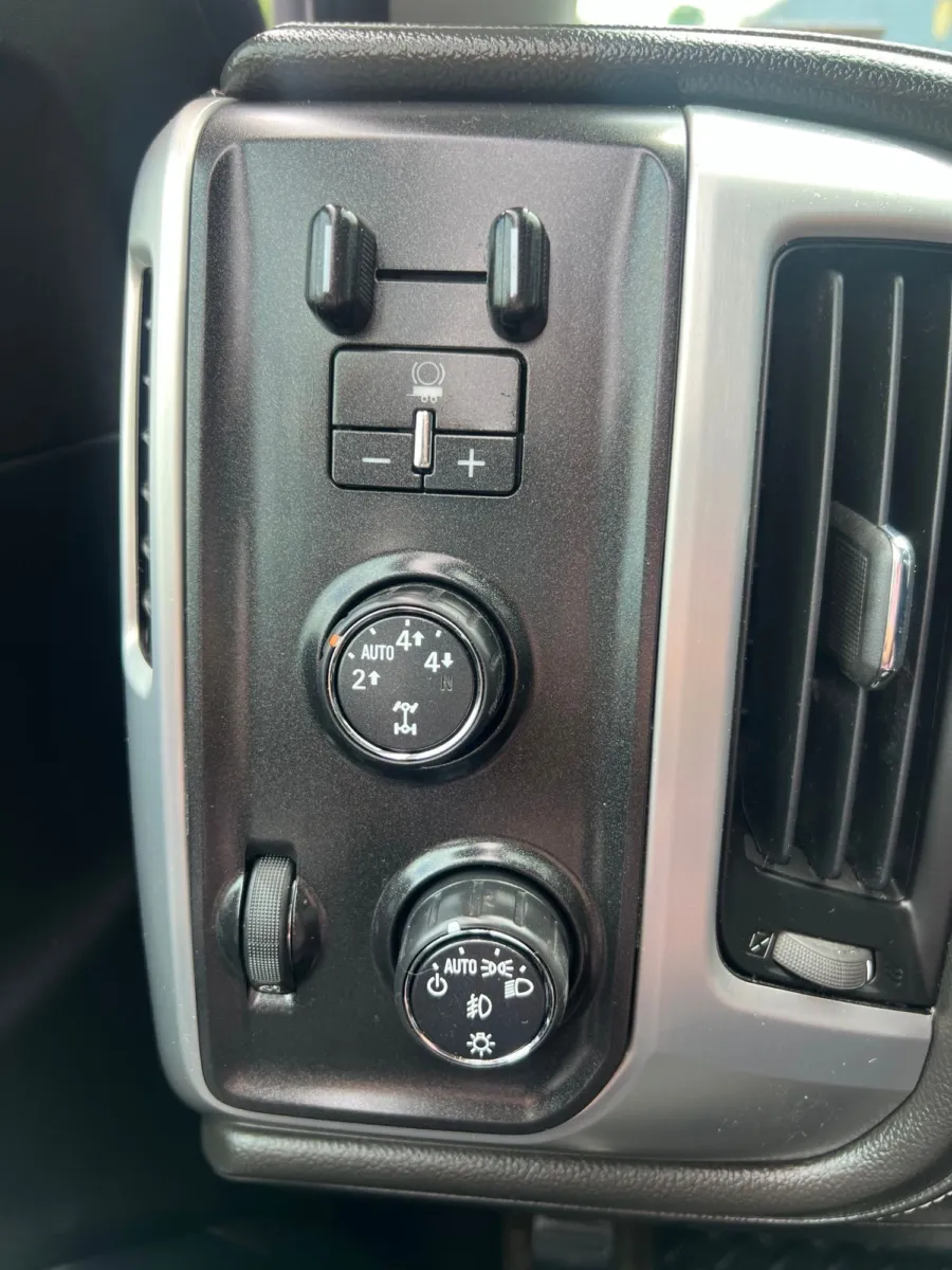 2015 GMC Sierra 1500 SLE — photo 19