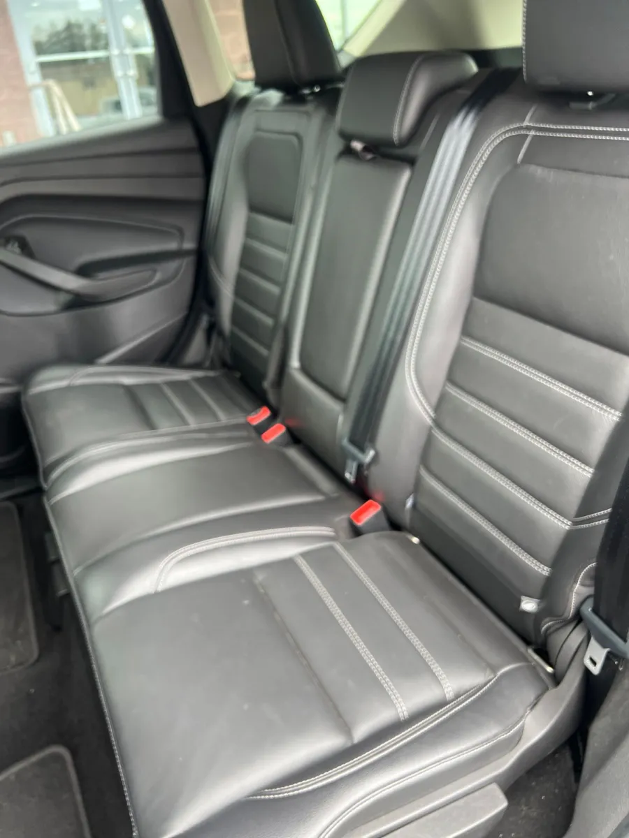 2017 Ford Escape SE — photo 22