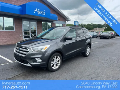Gray 2017 Ford Escape SE for sale in Chambersburg, PA