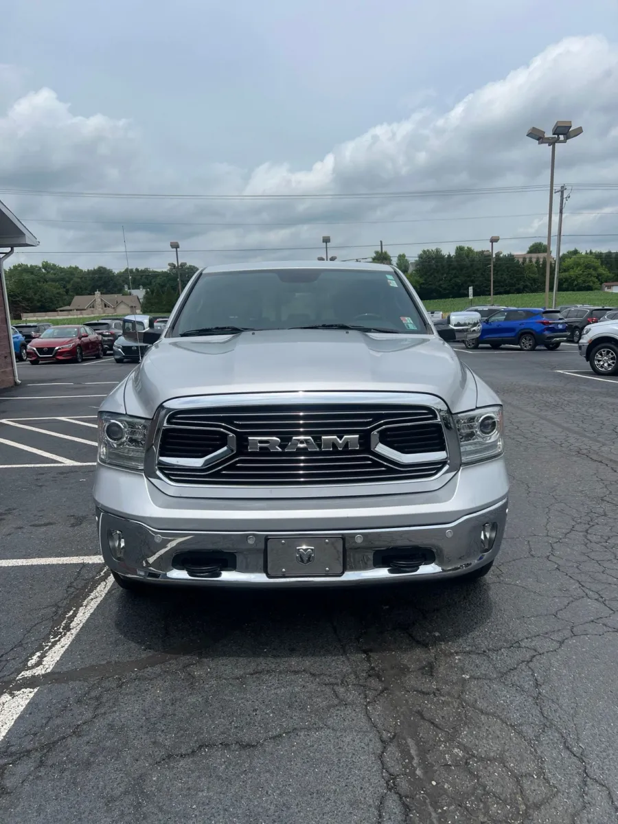 2017 Ram 1500 Laramie Longhorn — photo 9