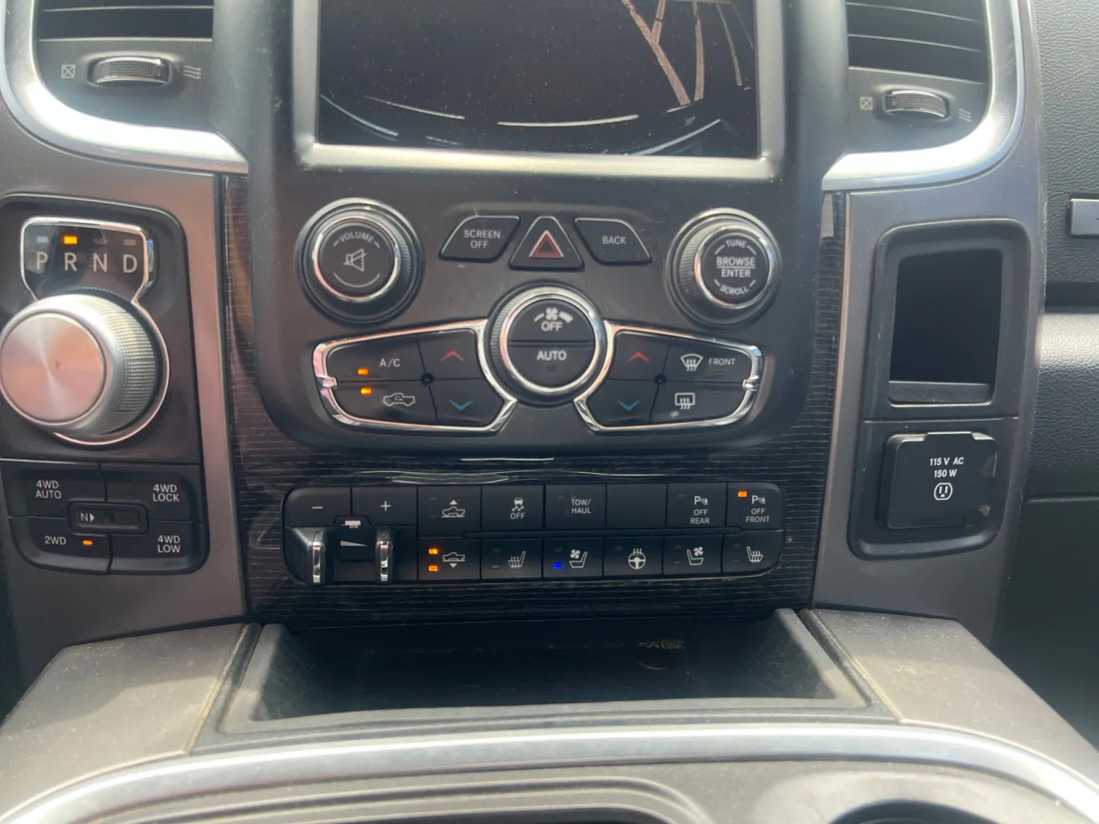 2017 Ram 1500 Laramie Longhorn — photo 18