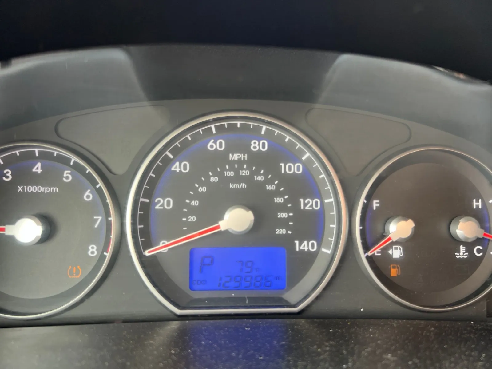 2011 Hyundai Santa Fe SE — photo 12