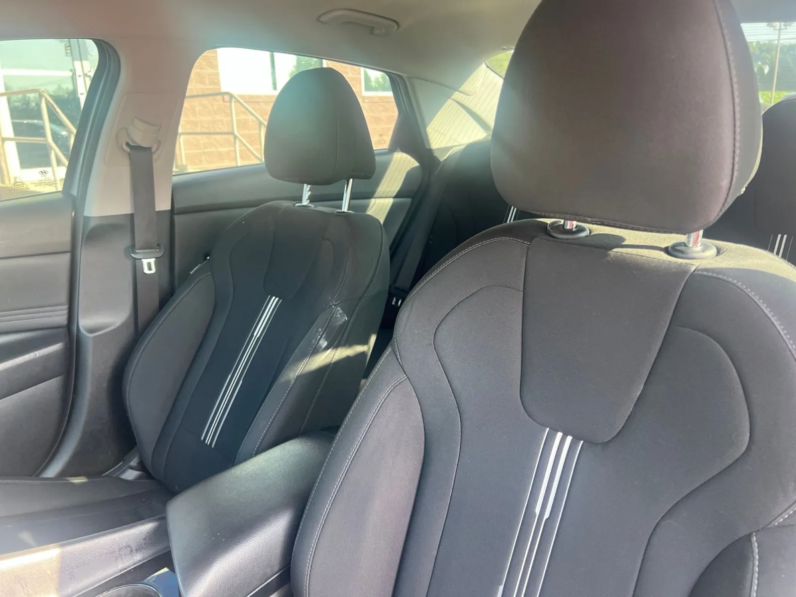 2023 Hyundai Elantra SEL — photo 11
