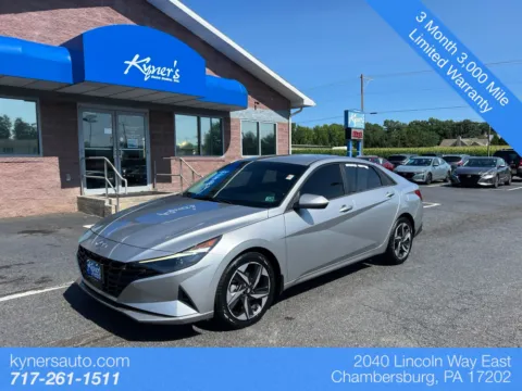 Silver 2023 Hyundai Elantra SEL for sale in Chambersburg, PA