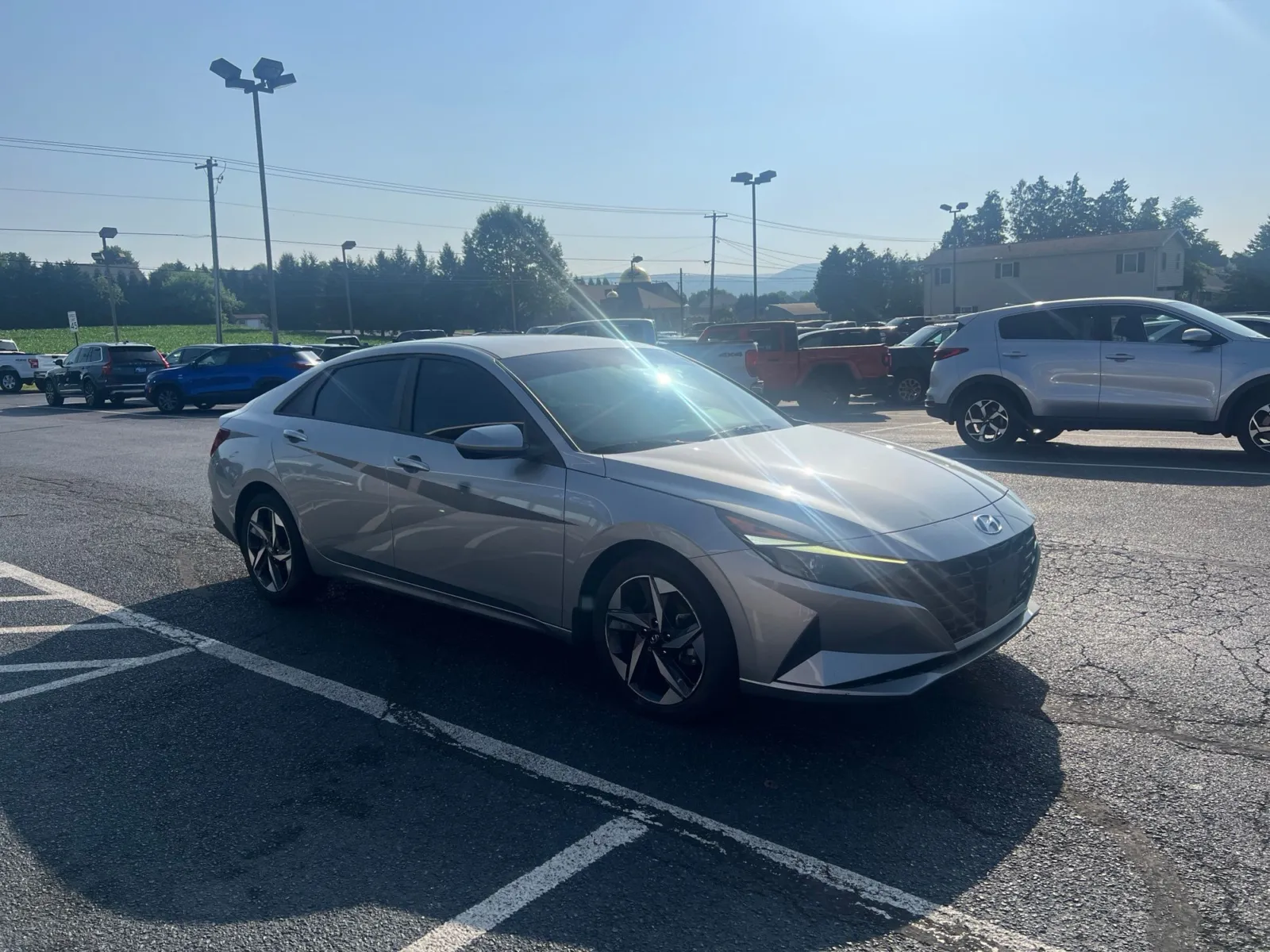 2023 Hyundai Elantra SEL — photo 8