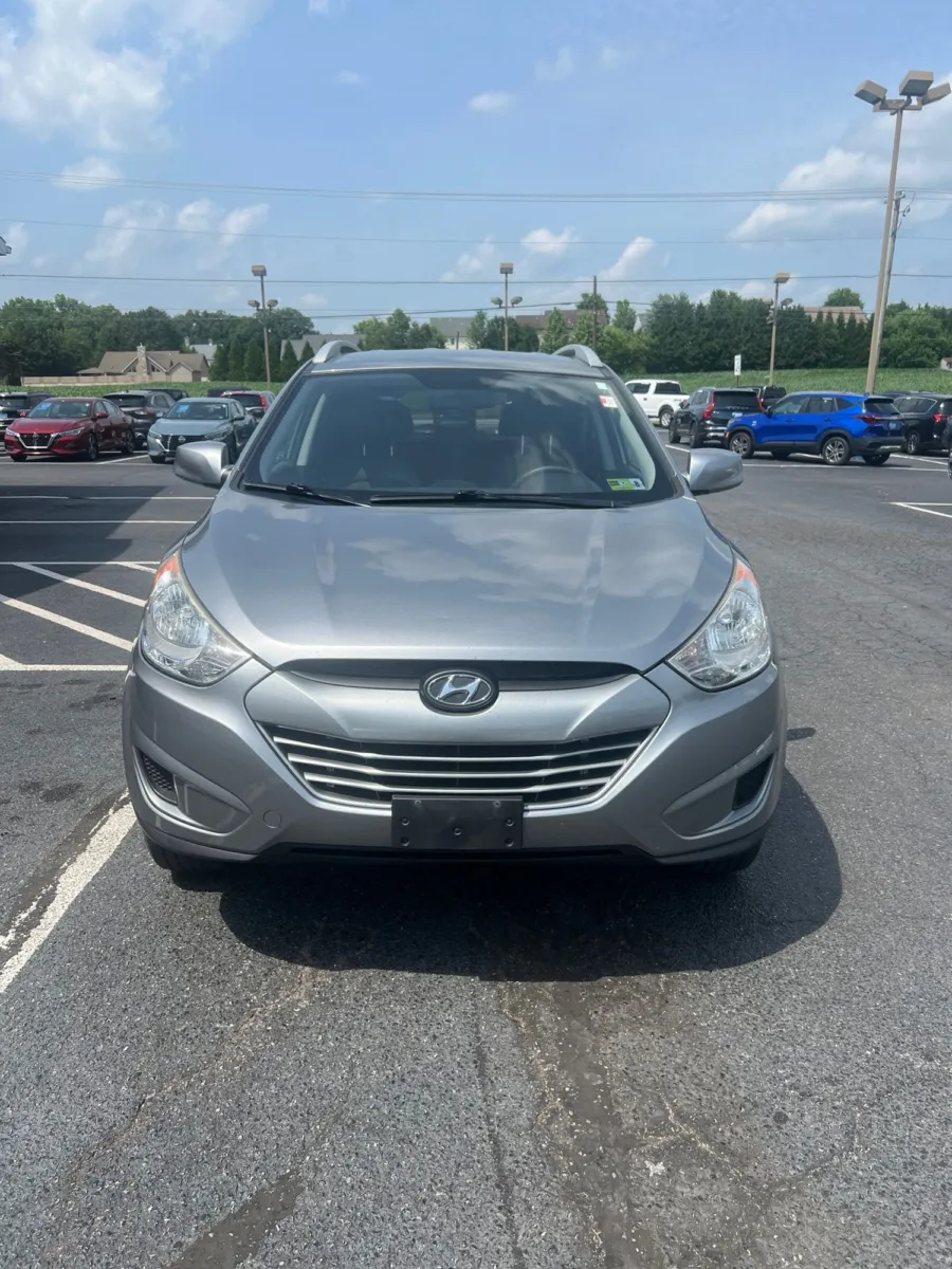 2010 Hyundai Tucson GLS — photo 8