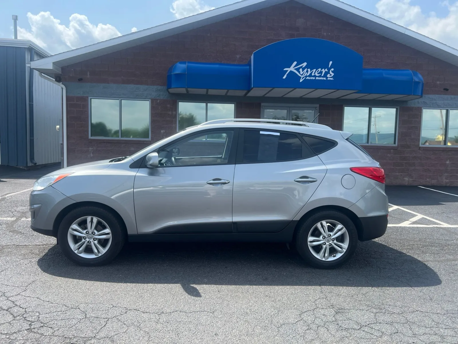 2010 Hyundai Tucson GLS — photo 2