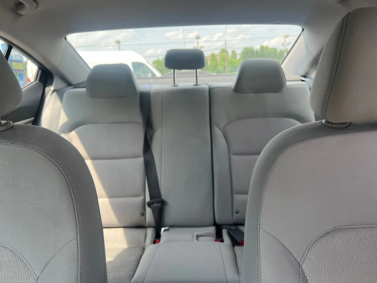 2017 Hyundai Elantra SE — photo 21