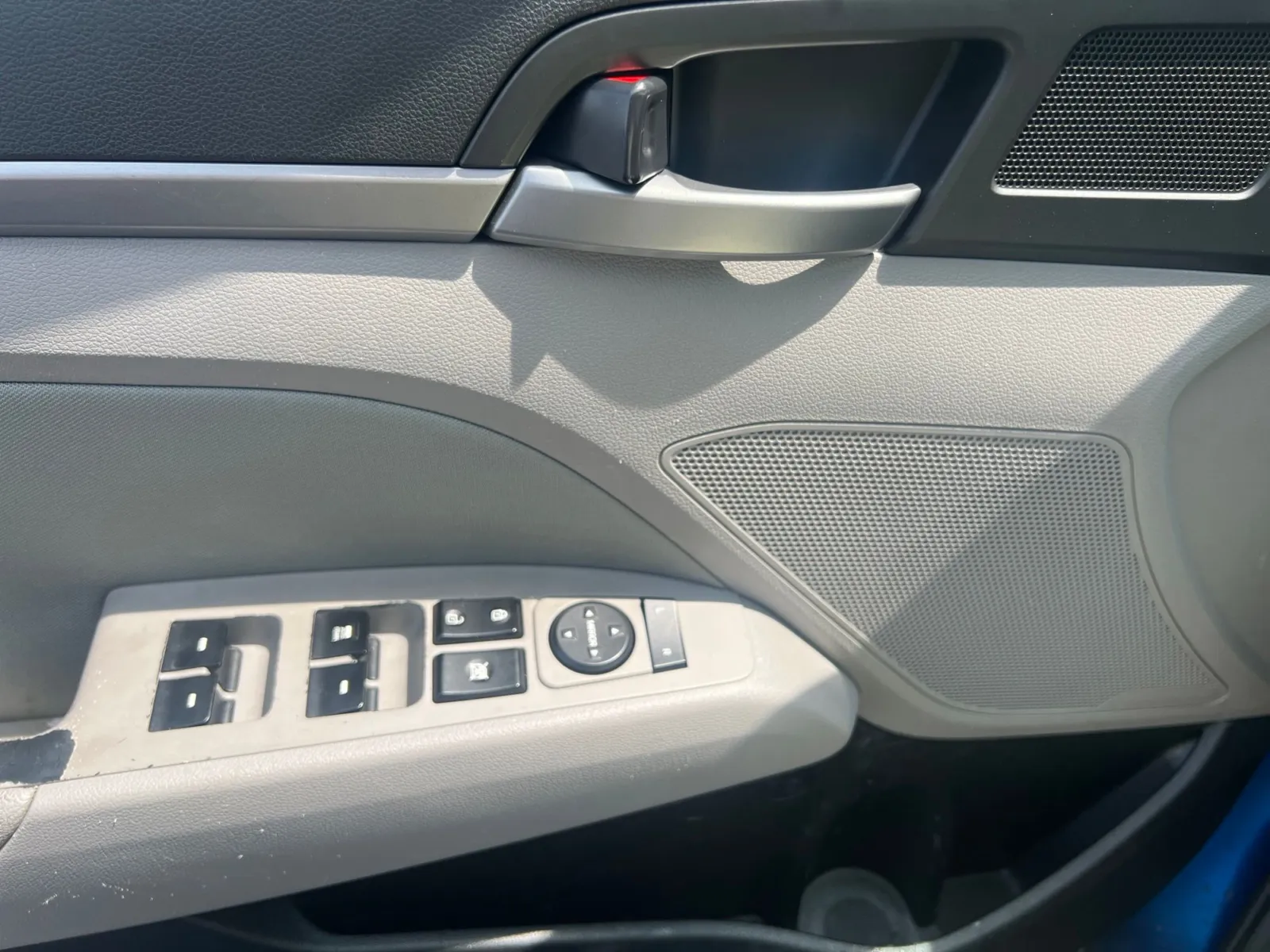 2017 Hyundai Elantra SE — photo 20