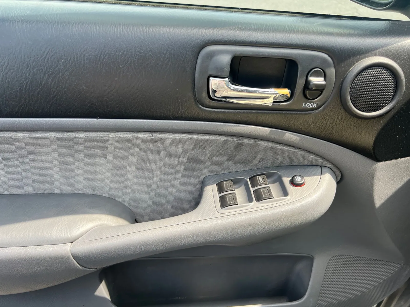 2005 Honda Civic — photo 16