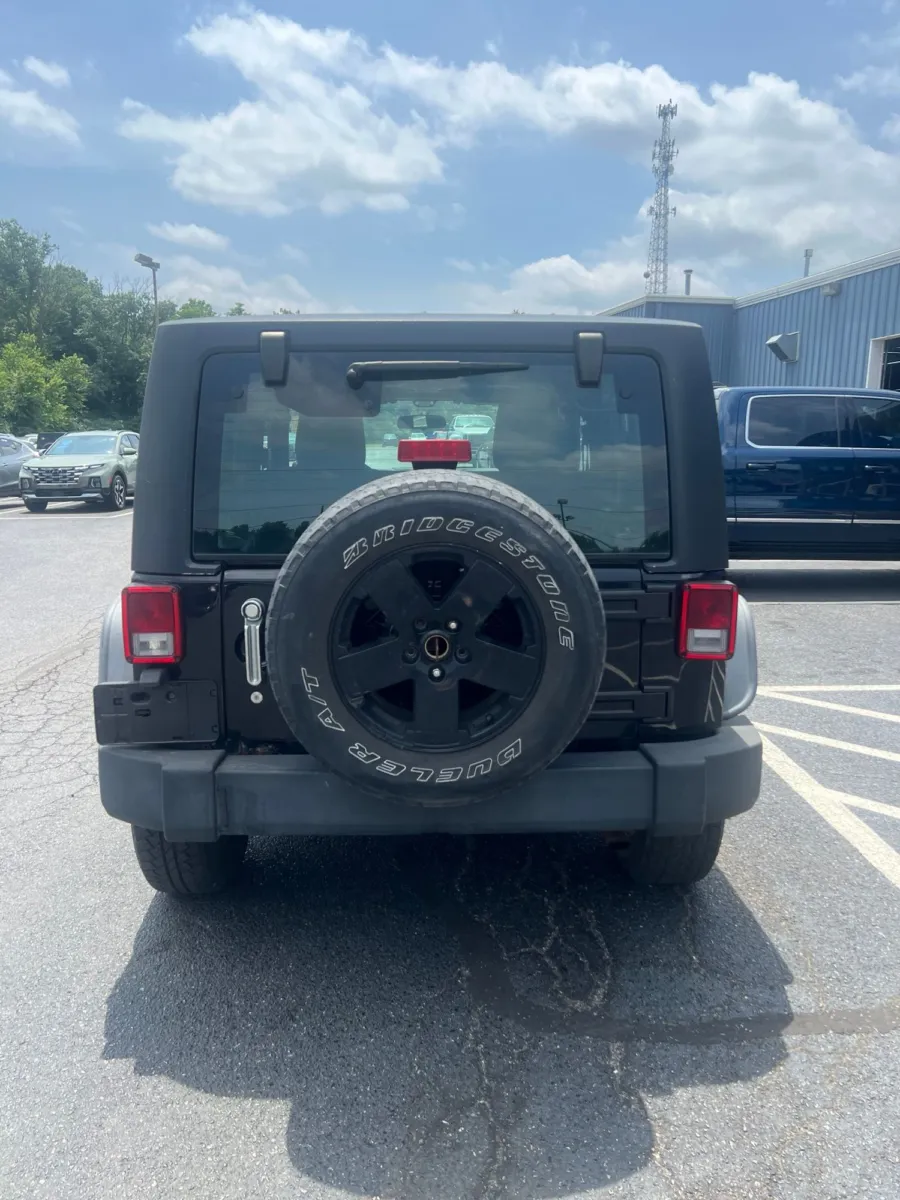 2012 Jeep Wrangler Sport — photo 5