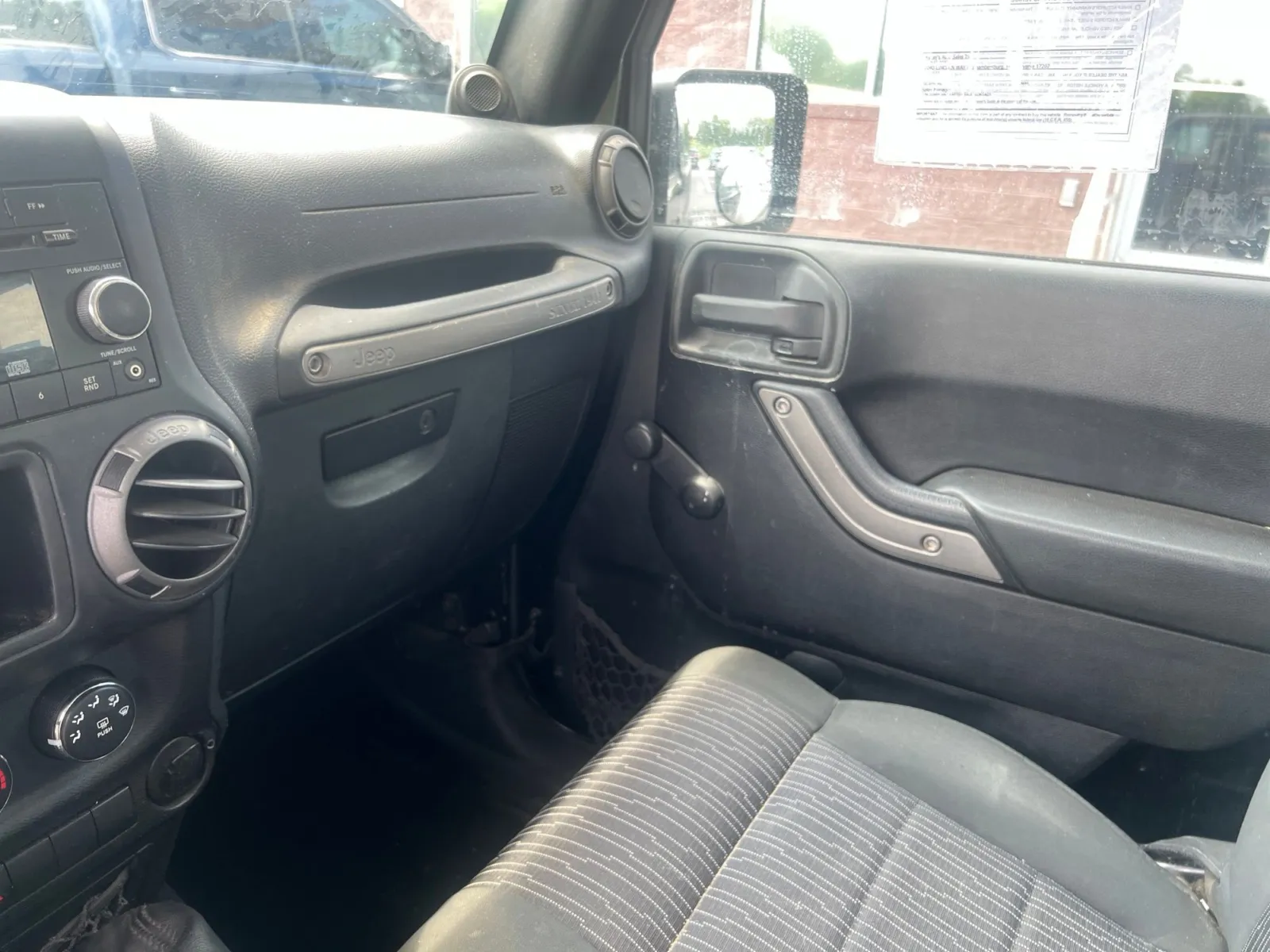 2012 Jeep Wrangler Sport — photo 10