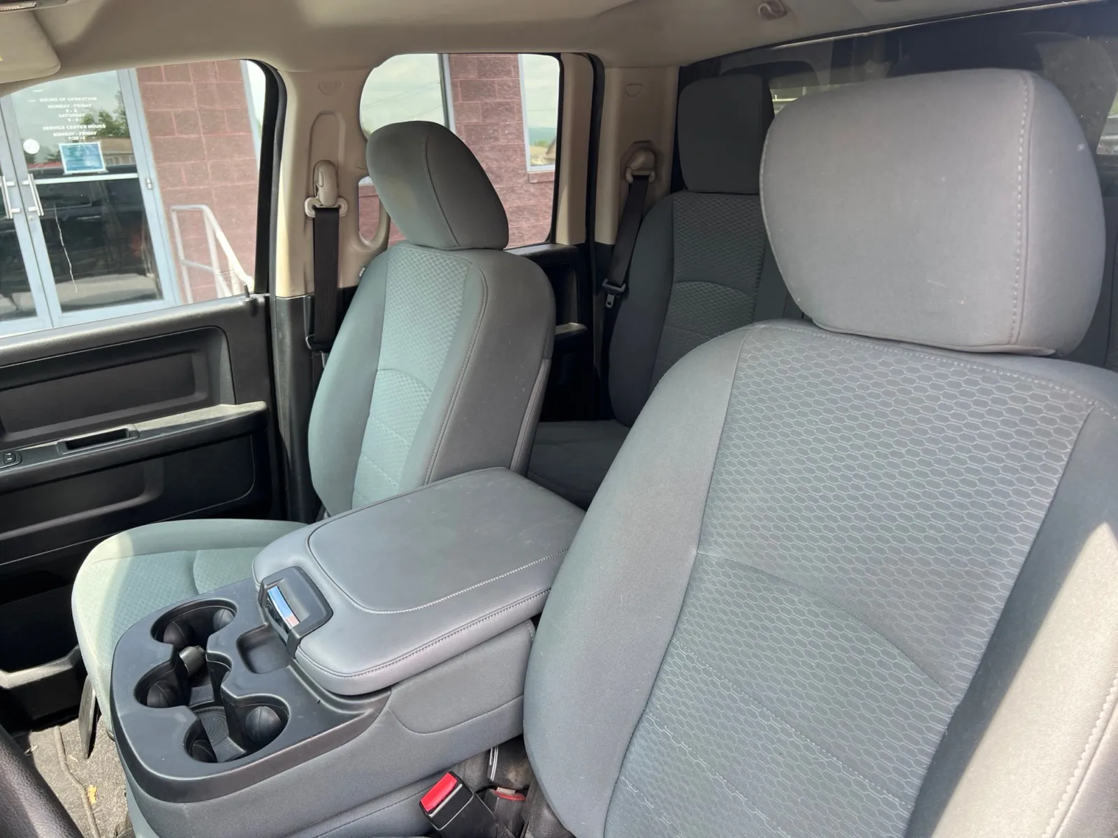 2014 Ram 1500 Express — photo 10