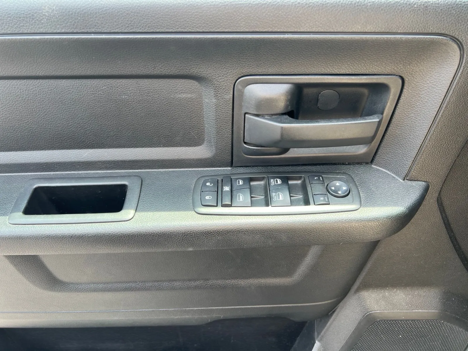 2014 Ram 1500 Express — photo 19