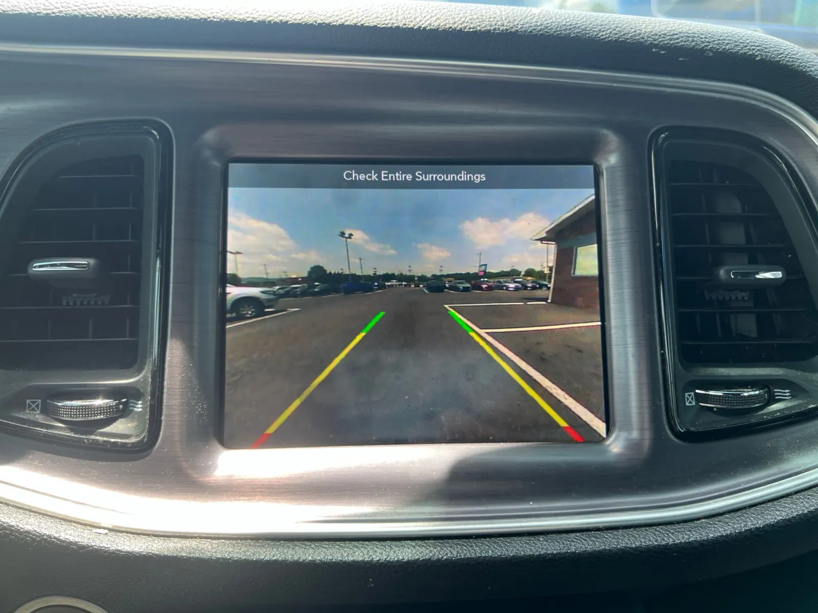 2017 Dodge Challenger SXT — photo 15