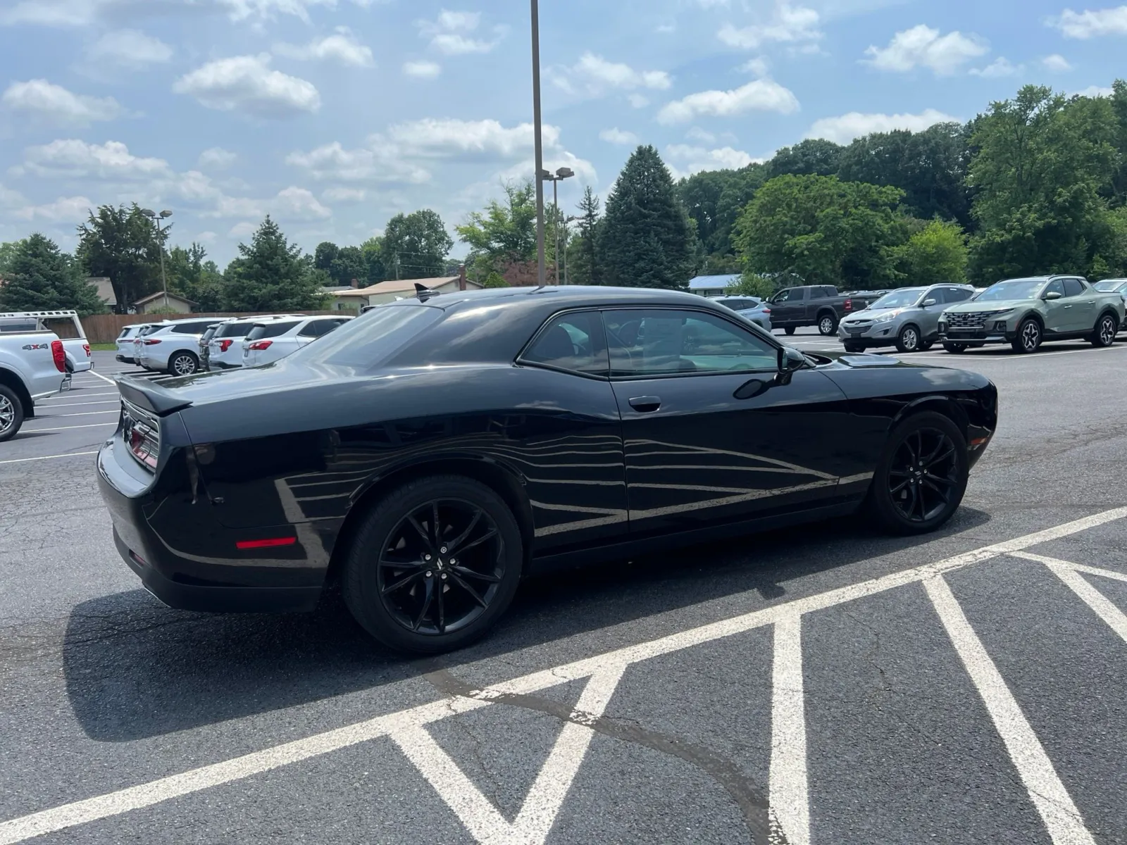 2017 Dodge Challenger SXT — photo 6