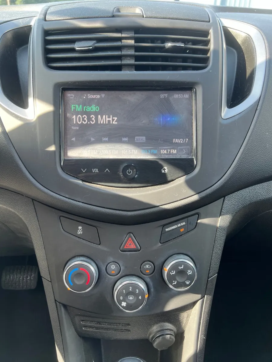 2016 Chevrolet Trax LS — photo 15