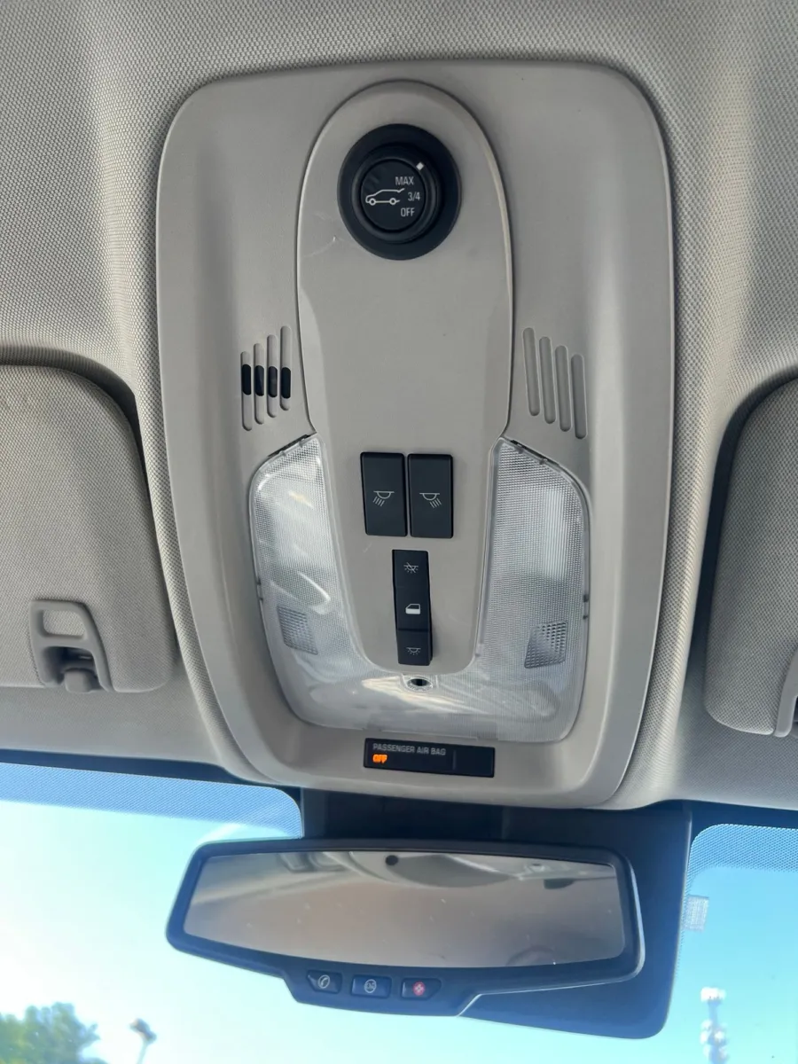 2012 Chevrolet Equinox LTZ — photo 11