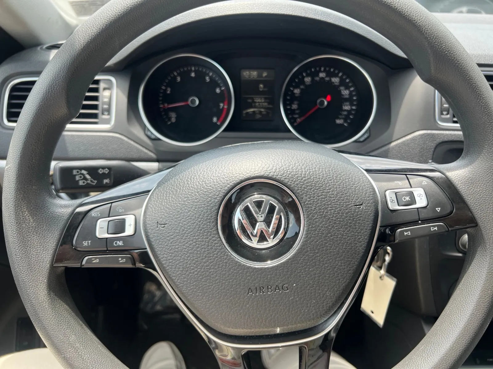 2017 Volkswagen Jetta 1.4T S — photo 12