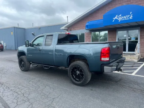 Another view of 2010 GMC Sierra 2500HD SLE for sale in Chambersburg, PA at Kyner's Auto Sales, Inc.