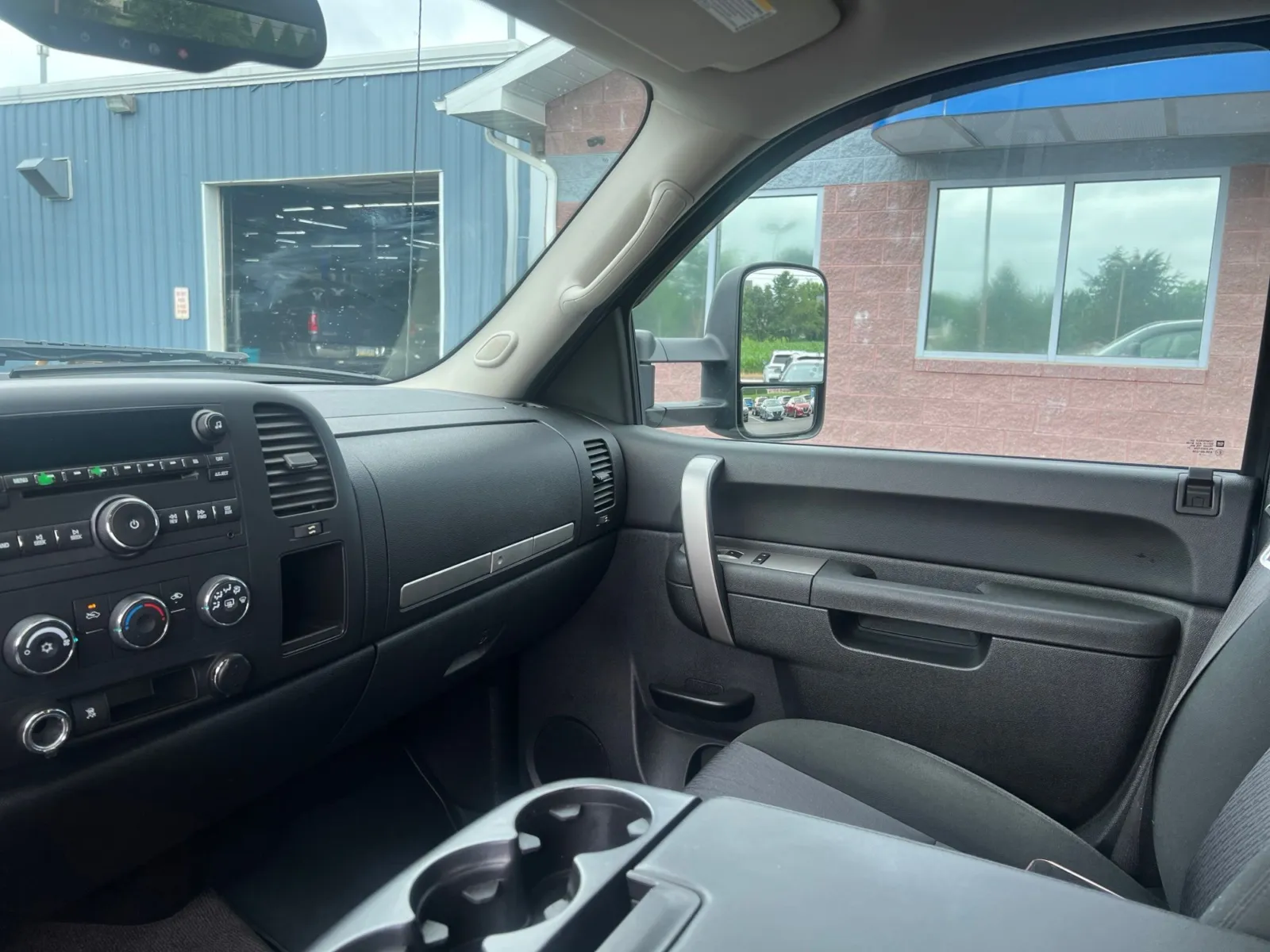 2010 GMC Sierra 2500HD SLE — photo 10