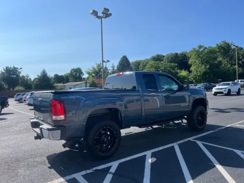 More photos of 2010 GMC Sierra 2500 HD SLE at Kyner's Auto Sales, Inc., PA