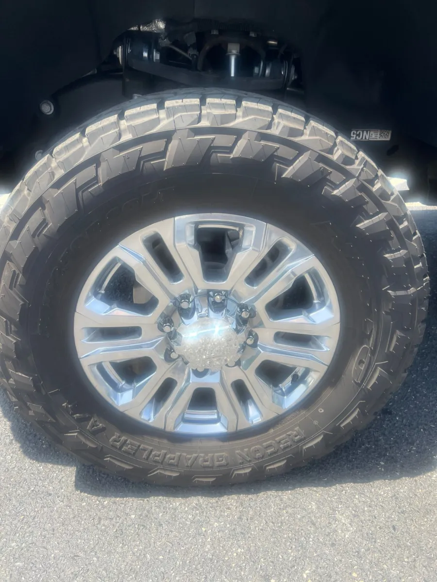 2024 GMC Sierra 2500HD Denali — photo 12