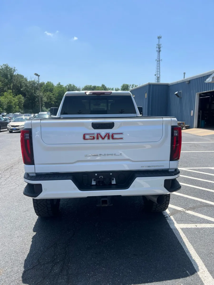 2024 GMC Sierra 2500HD Denali — photo 5