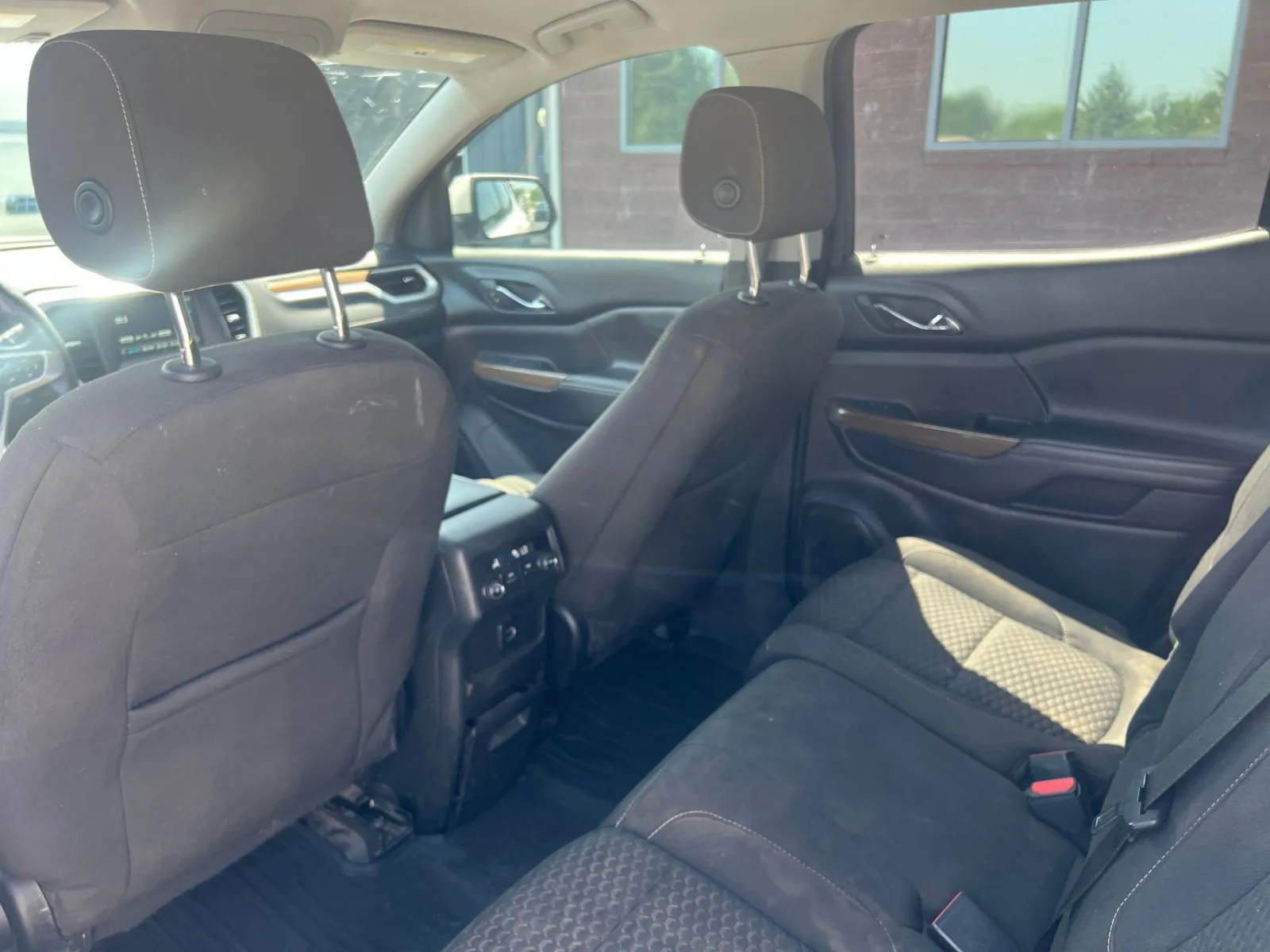 2017 GMC Acadia SLE-1 — photo 22